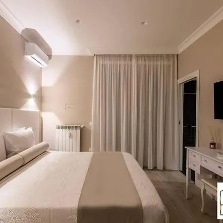 Apartment Ponte Milvio Suite Con Idromassaggio In Camera *